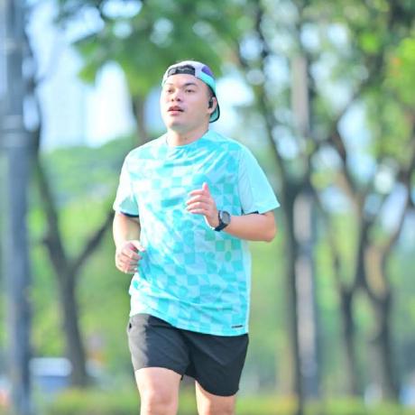 Navigation bar avatar